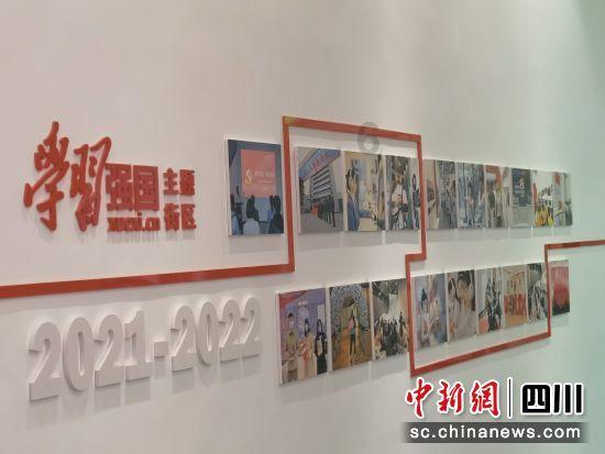 探索[憨笑]求解！老师像学生这么大的时候，学生才三岁，学生像老师这么大的时候，老师39岁，请问老师多少，解答疑惑获取灵感